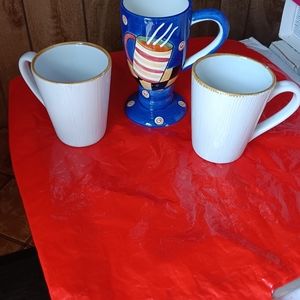 NICE!! COFFEE OR TEA TREO SET. TWO NORFOLK MUGS, AND ONE  BLUE PEDESTAL MUG.